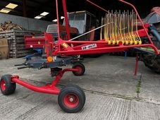2011 Rozmital SB-4631 Single Rotor Rake